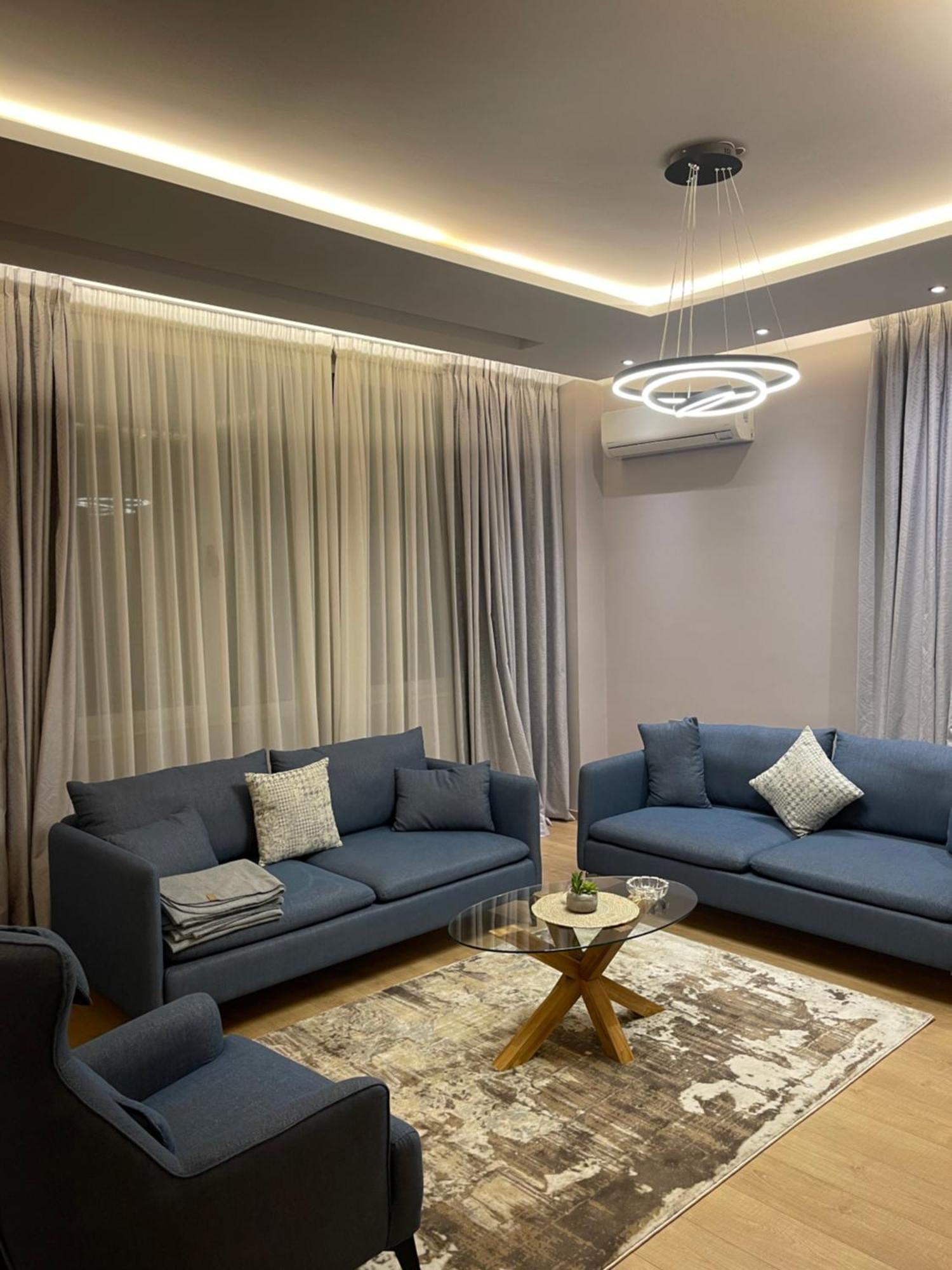 Lux Apartment Тирана Екстер'єр фото